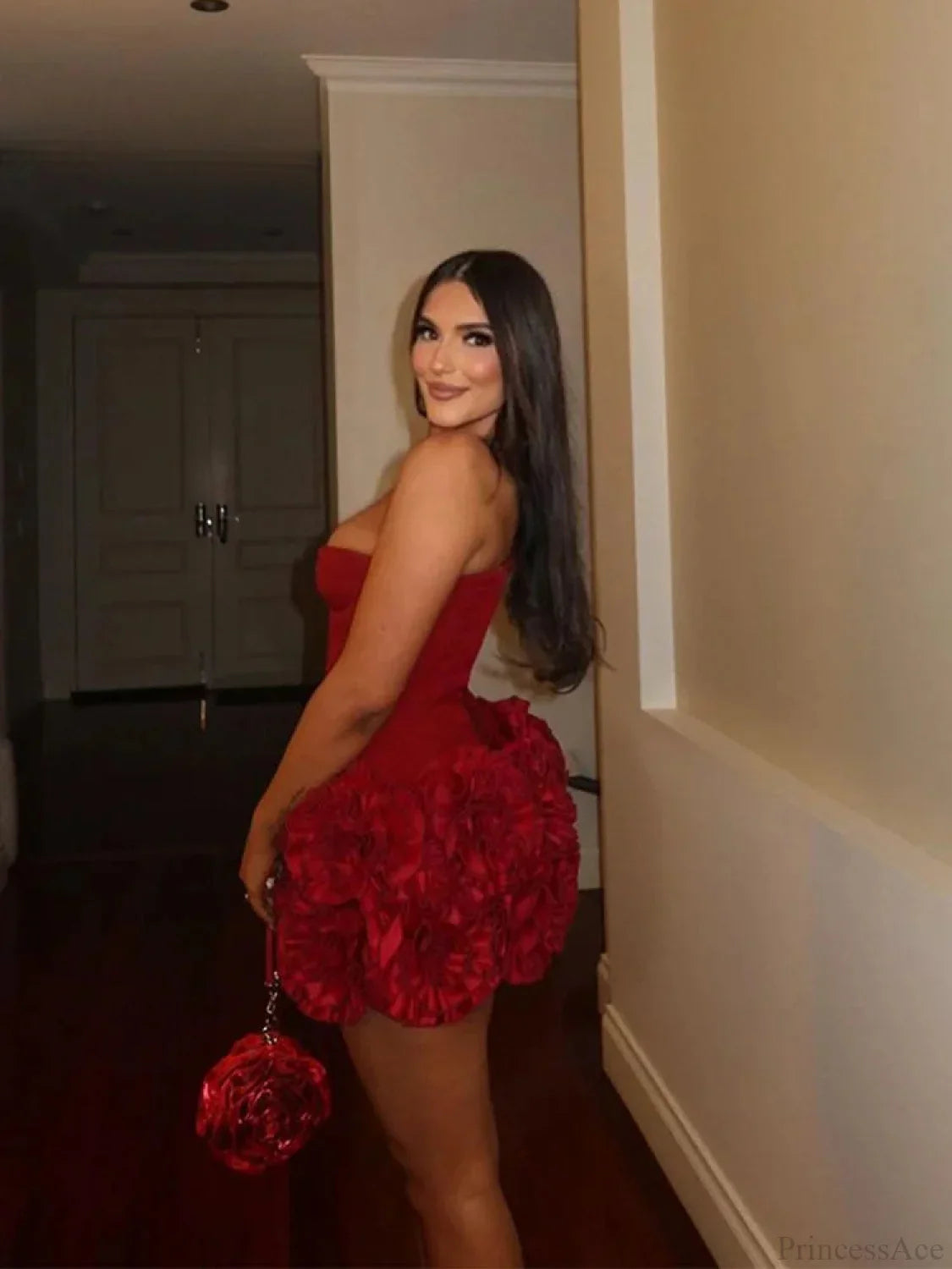 Vestito Mini da Festa con Fiore 3D e Fascia a Spina di Pesce Rossa
