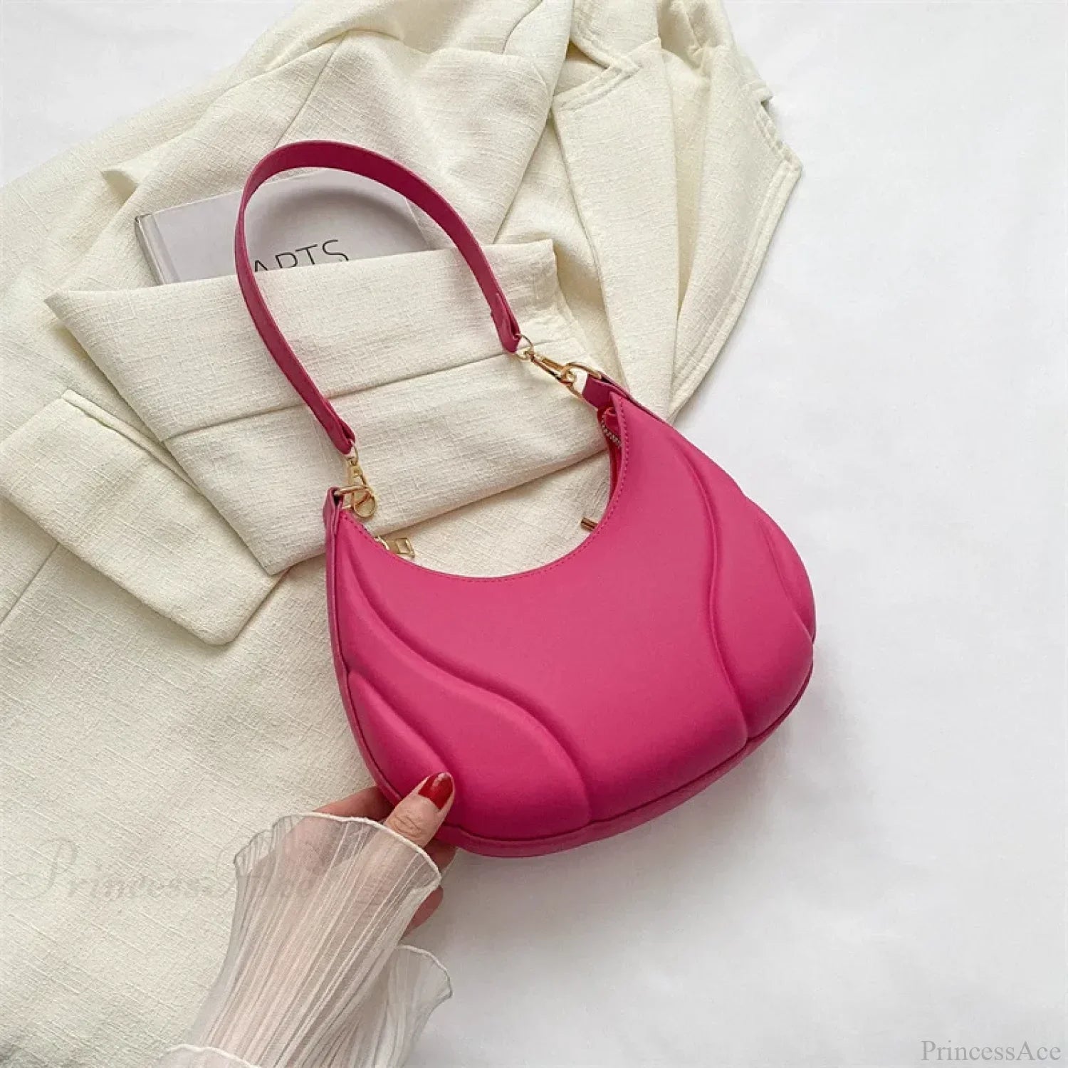 Retro Solid Color Saddle Leather Shoulder Bag