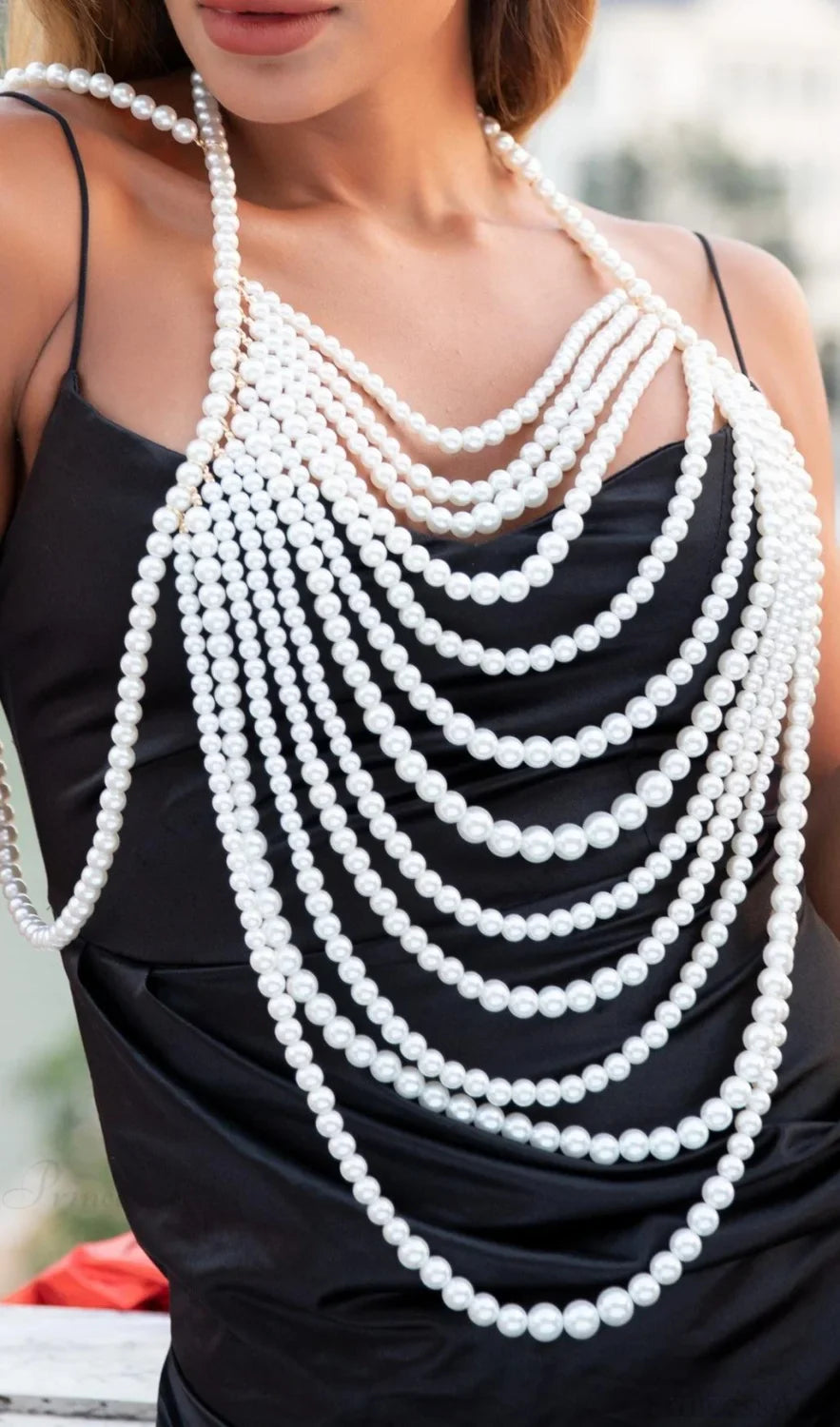 SHAWL WHITE PEARL TOP