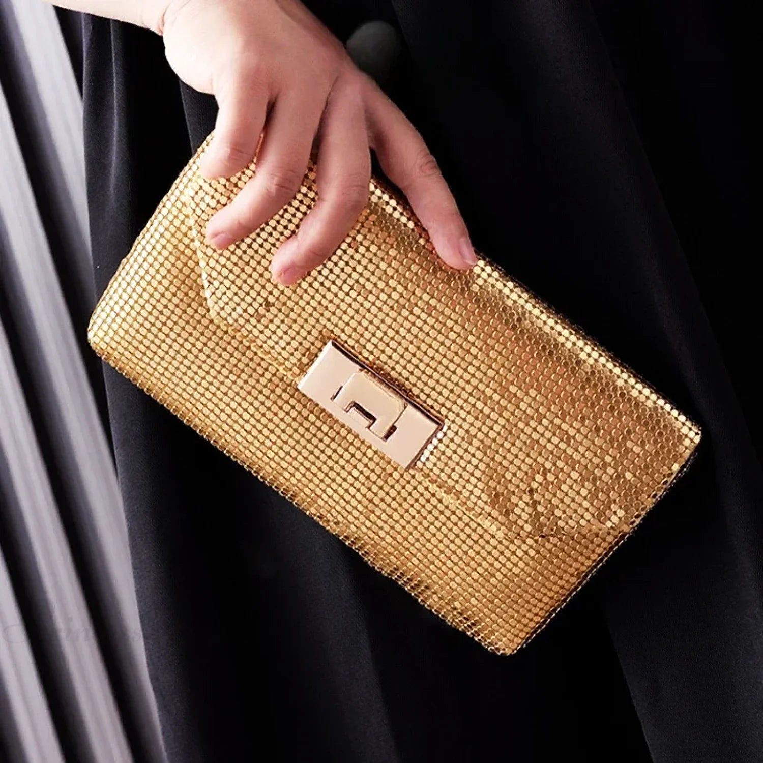 Shiny Sequins Evening Clutch Wristlet