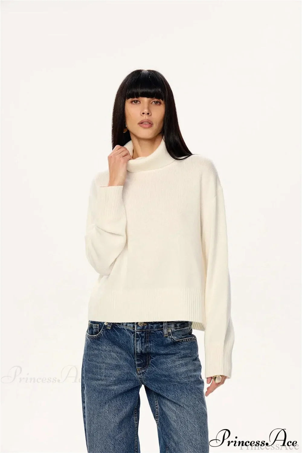 Soft Lazy-Style Turtleneck Short Pullover Sweater