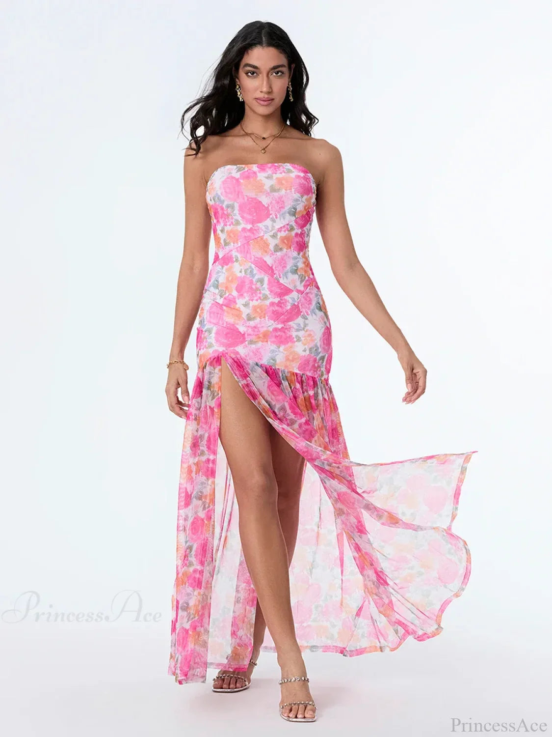 Vestido floral sin tirantes con abertura alta y dobladillo de malla