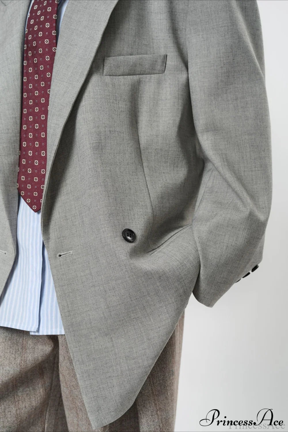 Structured Wide Shoulder Blazer