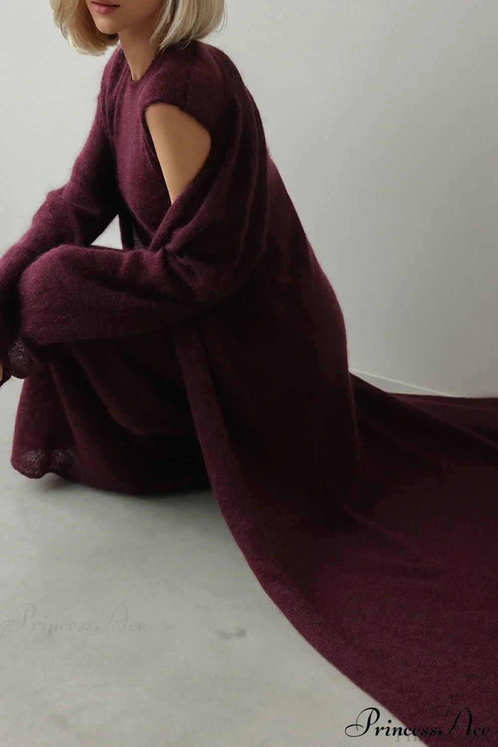 Completo due pezzi con cardigan lavorato a maglia d'epoca e vestito senza maniche