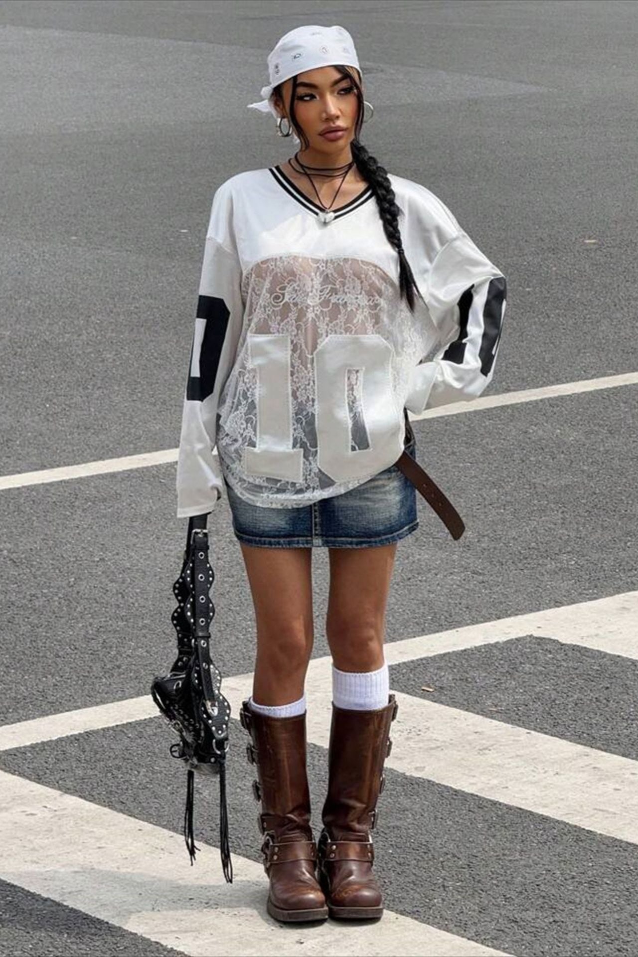 Spitzen-Durchscheinendes V-Ausschnitt Bedrucktes Sweatshirt