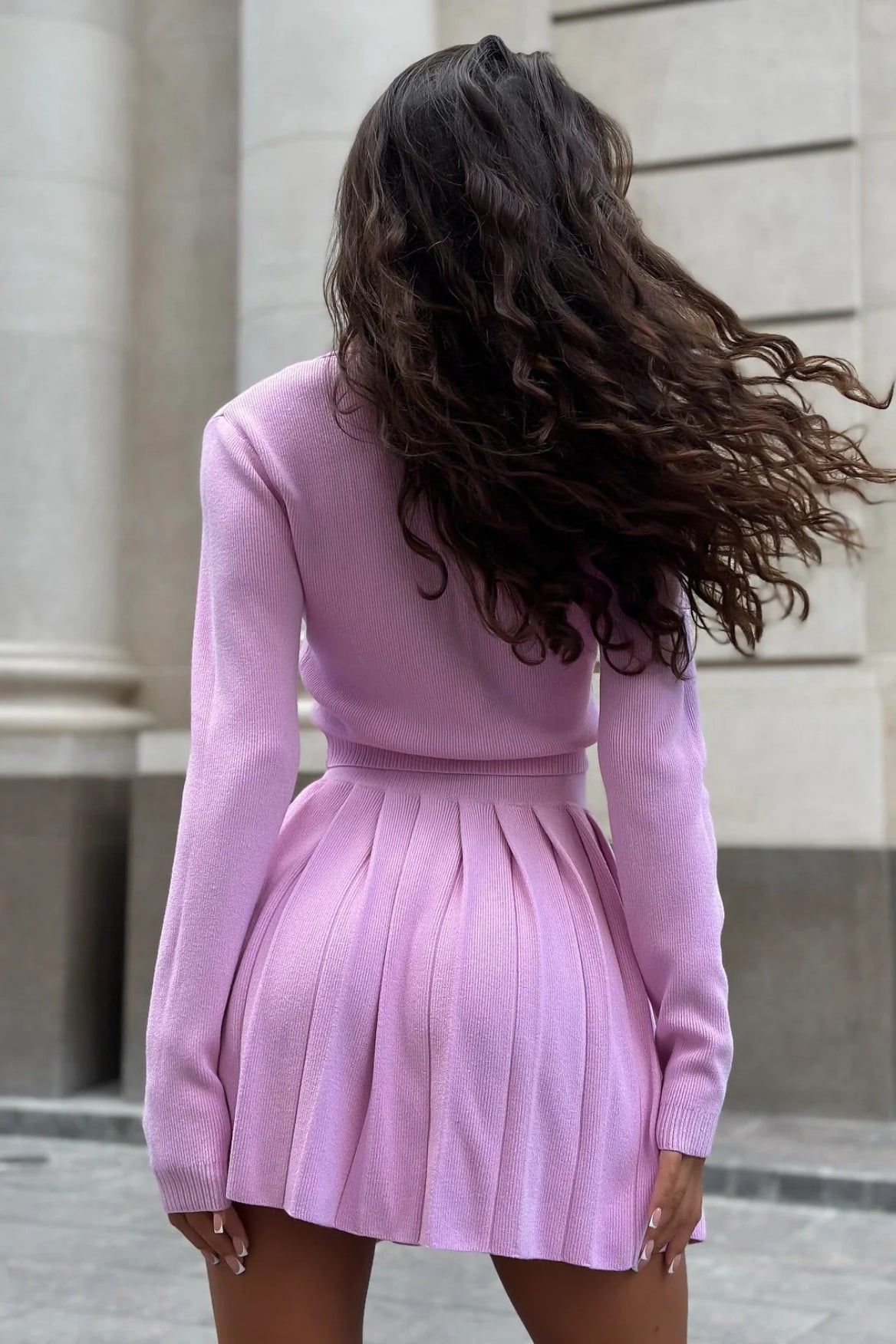 Ensemble deux pièces jupe et haut court en tricot séduisant