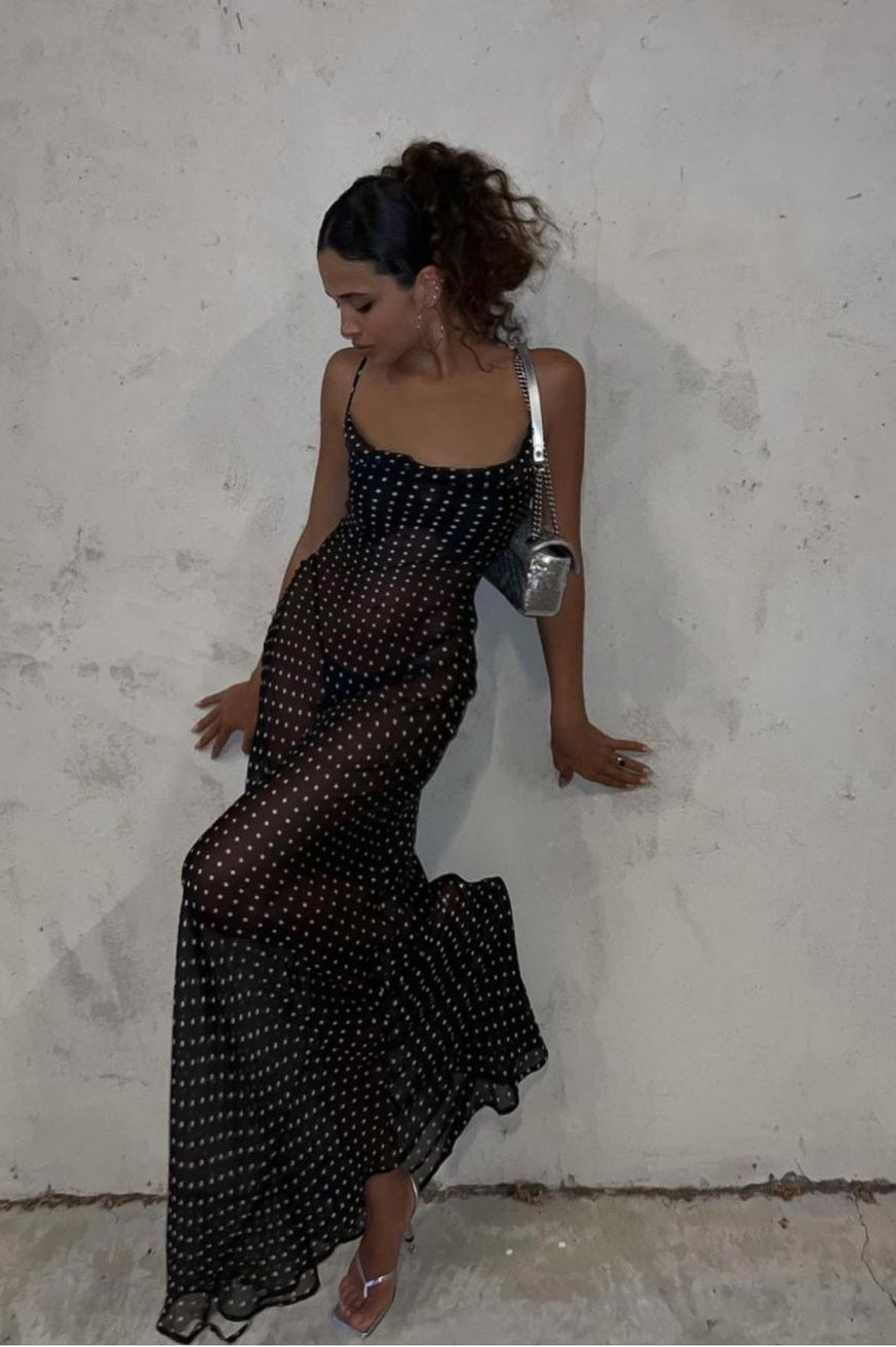 Robe longue à bretelles fines, dos nu, col carré à pois