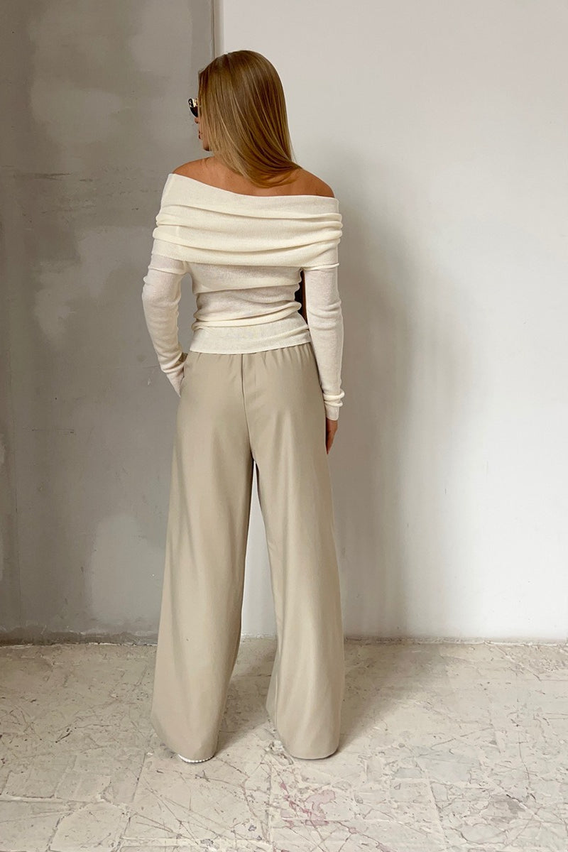 Slim Fit Off-Shoulder Knit Top