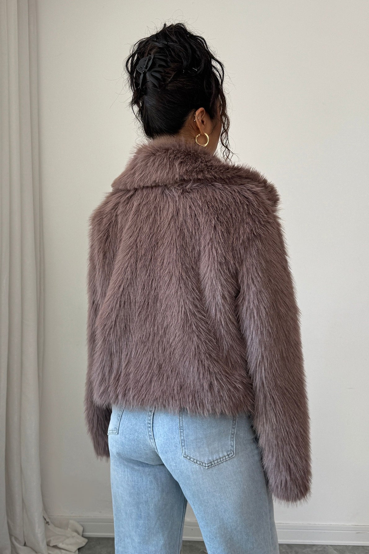 Manteau long élégant à manches longues en peluche