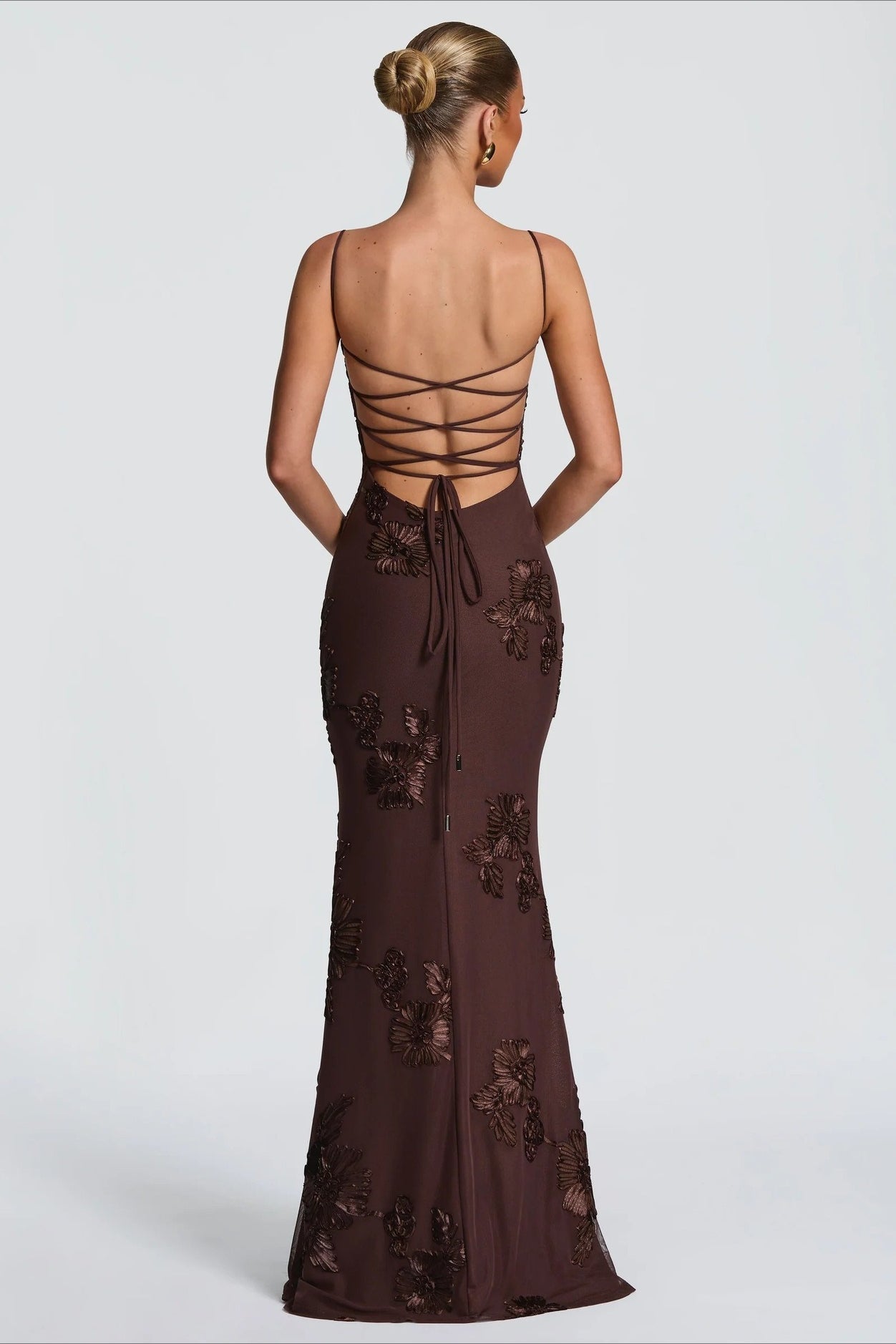 3D Applique Bone Pad Tie Back Solid Prom Dress