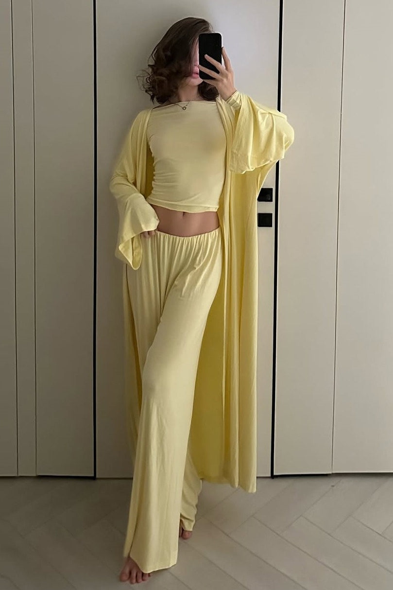 Solide Strickfließender Langarm-Morgenmantel Dreiteiliges Set