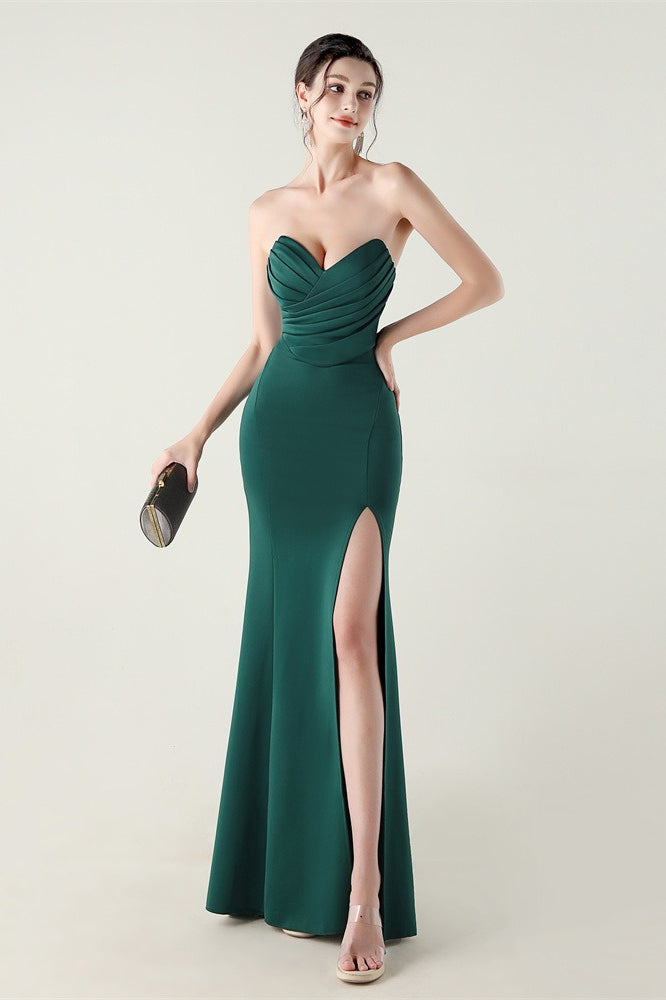 Vestido de fiesta plisado con escote corazón sin tirantes