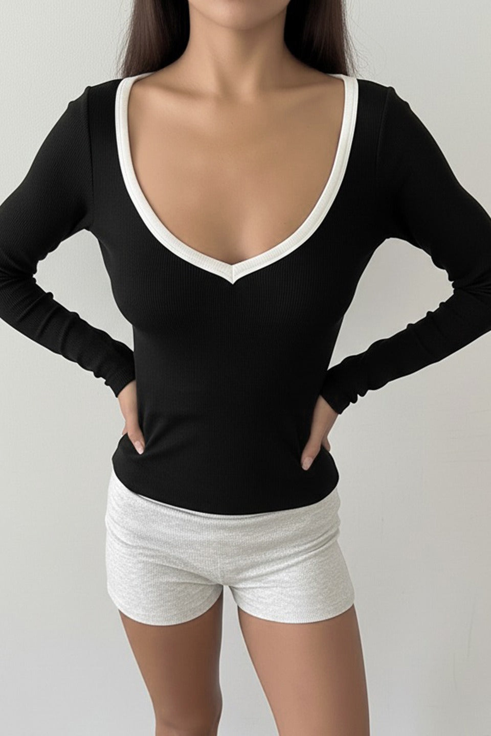 Slim Fit V-Neck Knit Top