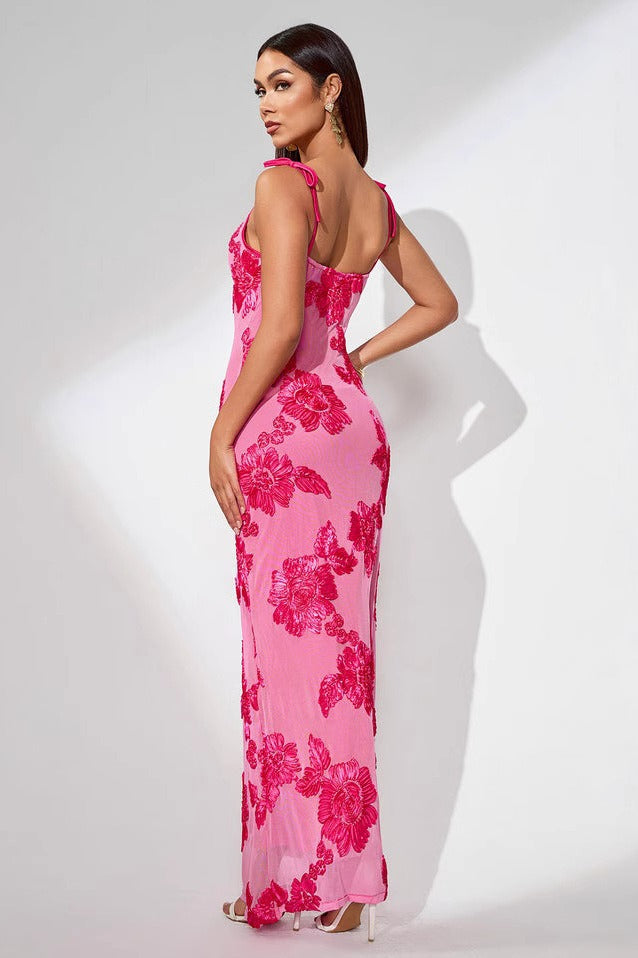 Vestido Floral de Tule com Bordado Elegante de Flores 3D