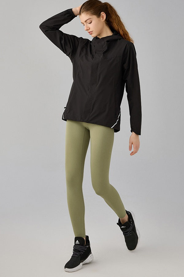 Veste à capuche doublée en polaire coupe-vent