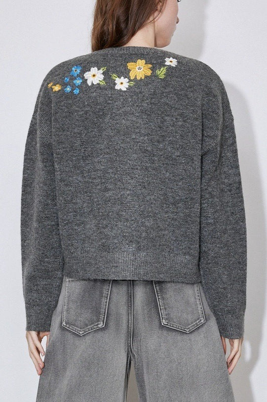 Vintage Floral Embroidered Knit Blouse