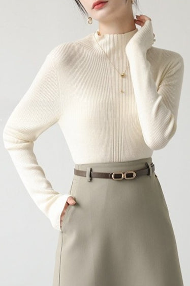 Elegant Apricot Mock Neck Long-Sleeve Pullover Knit Top