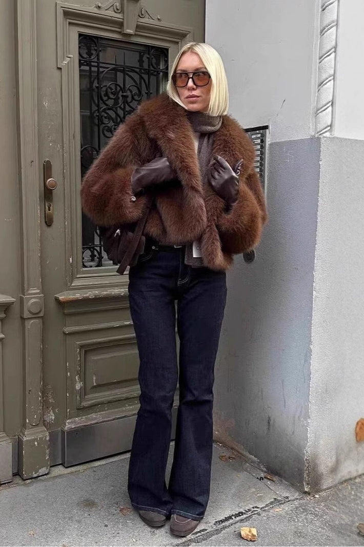 Retro einfarbiger Plüsch warmer kurzer Mantel mit Kerbkragen