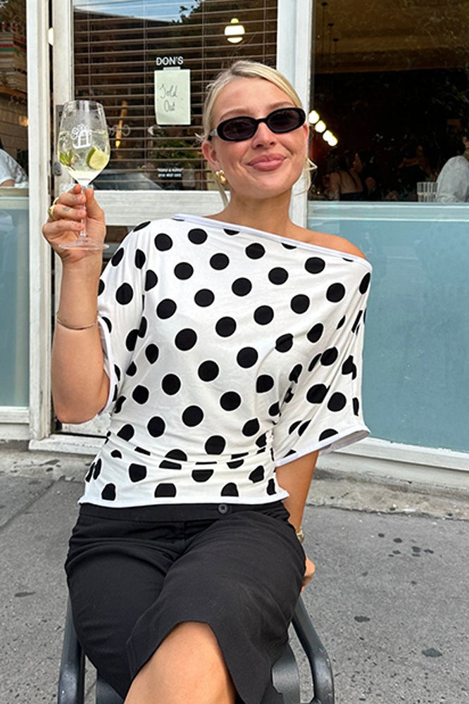 Halenka s krátkým rukávem a retro puntíkovým vzorem