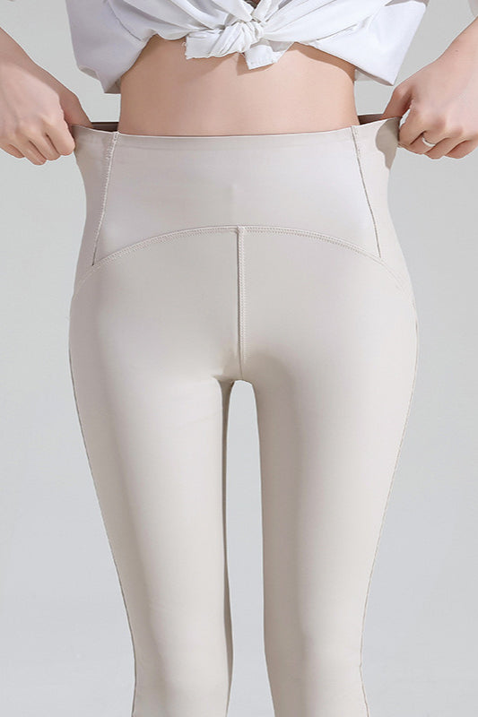 Fleecegefütterte Leggings aus Kunstleder