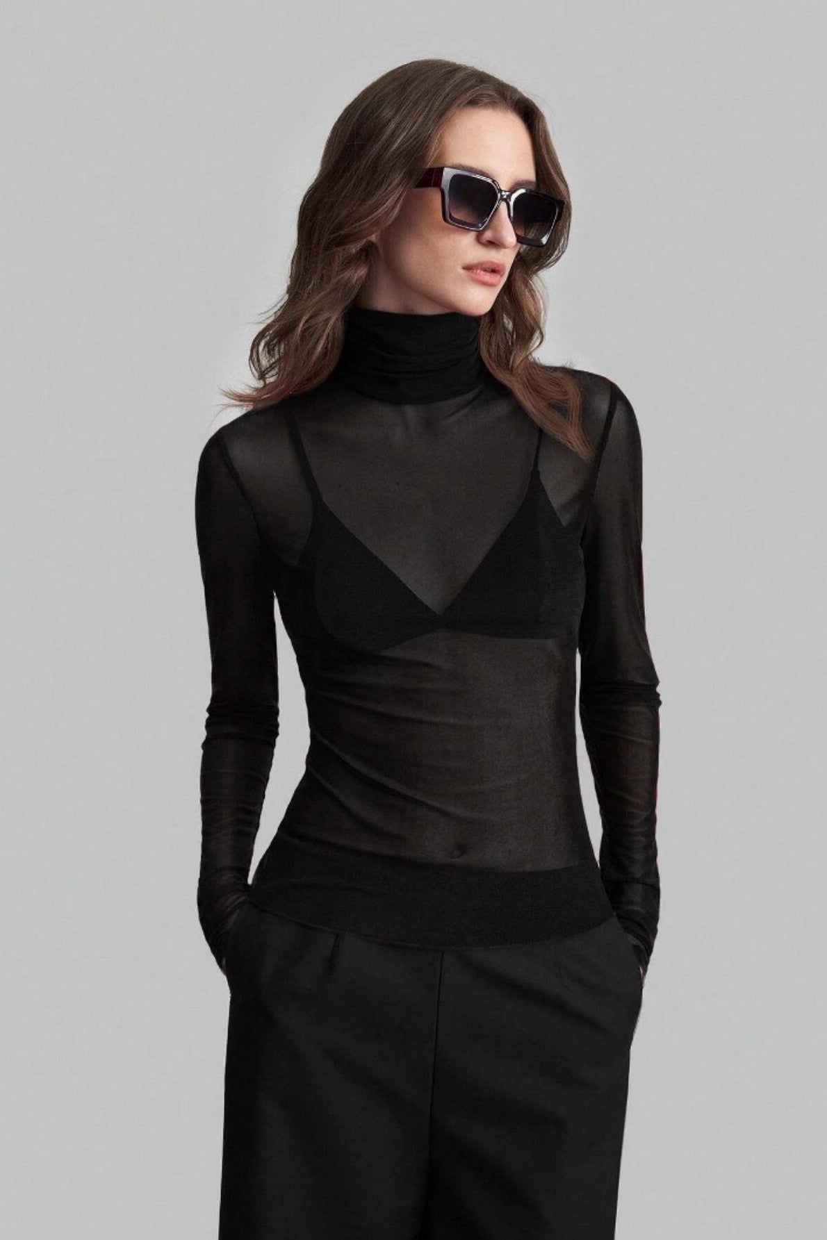 Tričko s dlouhým rukávem, úzké, s pevně stojícím límcem a síťovinou jednobarevné