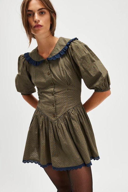 Retro minišaty s puntíky, límečkem Peter Pan a nabíranými rukávy