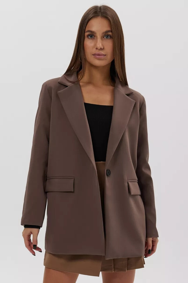 Sako s volným střihem a jedním knoflíkem