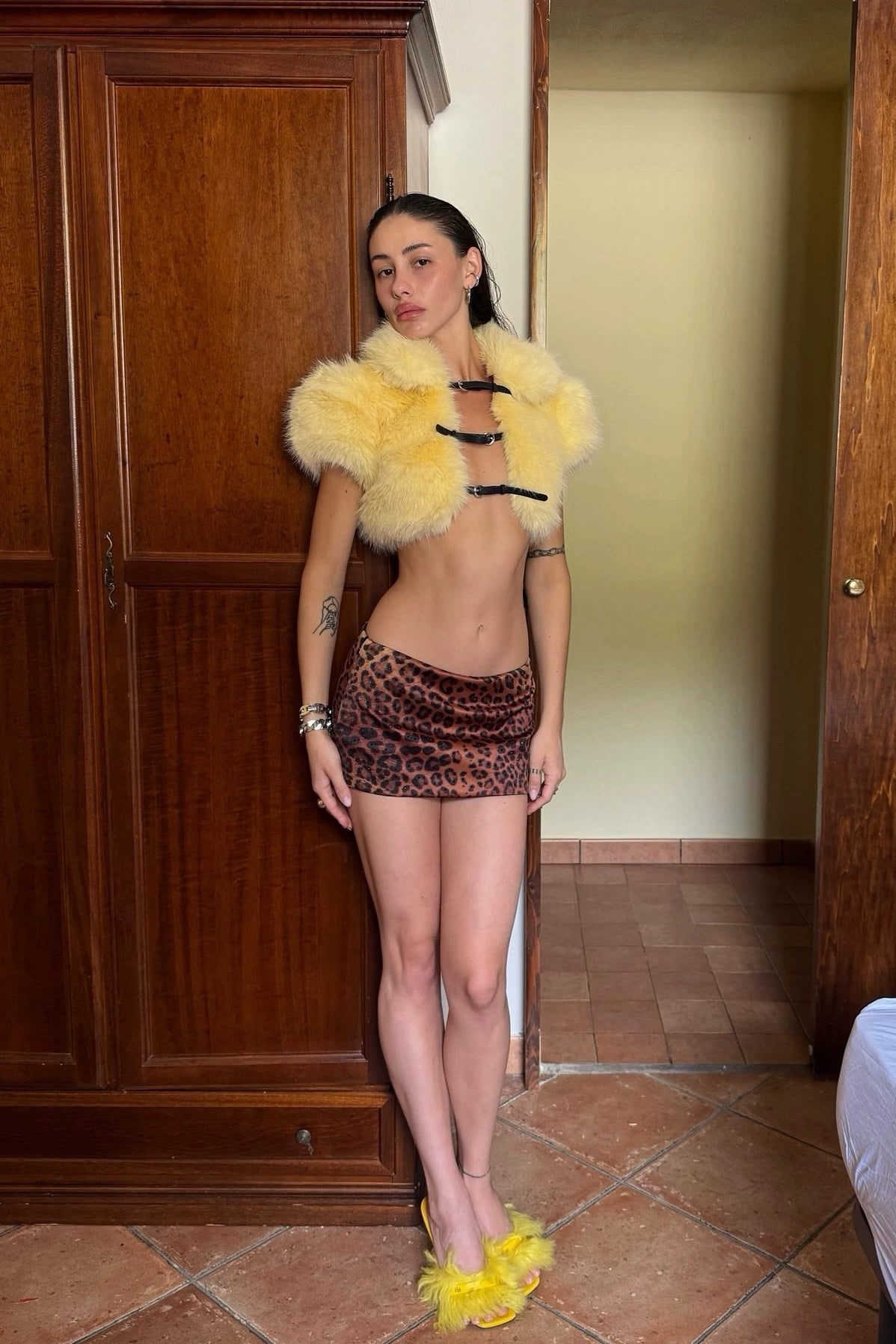 Sexy Umhang-Design Kordelzug Einfarbiger Plüschmantel