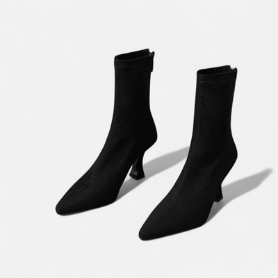 Bottines à Bout Pointu et Petit Talon Fin pour Femme – Silhouette Affirmée, Élégance Sensuelle