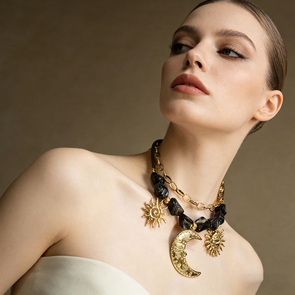 Sonnen-Mond Halskette aus Edelstahl mit Harzperlen