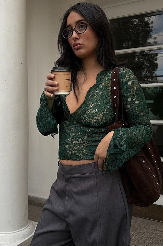 Vintage Bluse aus durchsichtigem Spitzenstoff mit langen Ärmeln