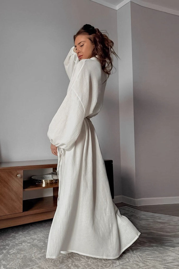 Bavlněné maxi šaty s dlouhým rukávem, průstřihy a zavazováním v pase