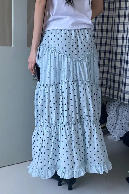 Roztomilá retro mini sukně s puntíky a volánkem