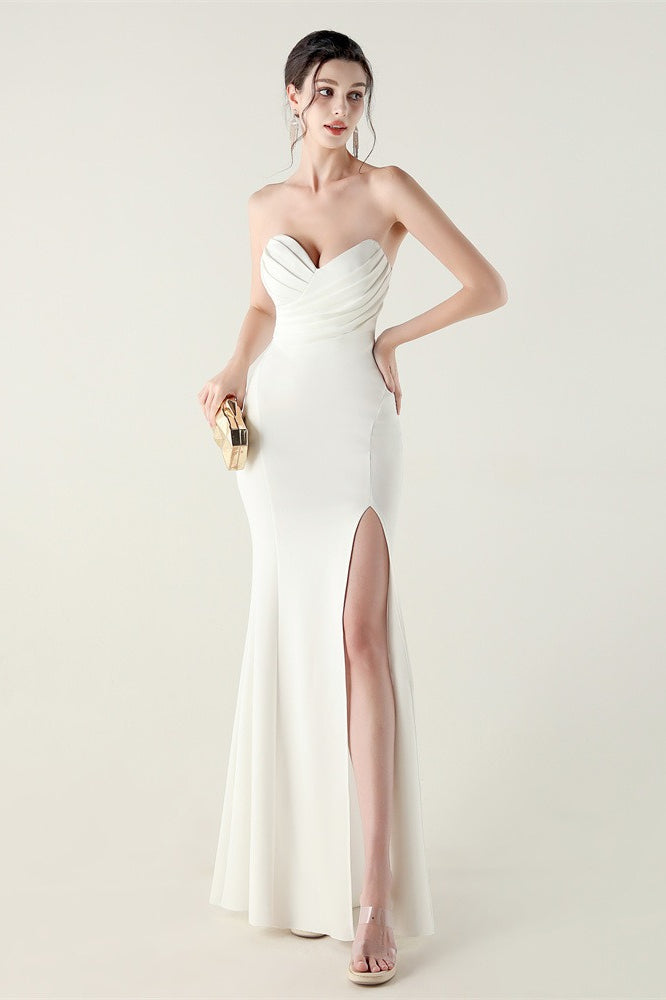 Vestido de fiesta plisado con escote corazón sin tirantes