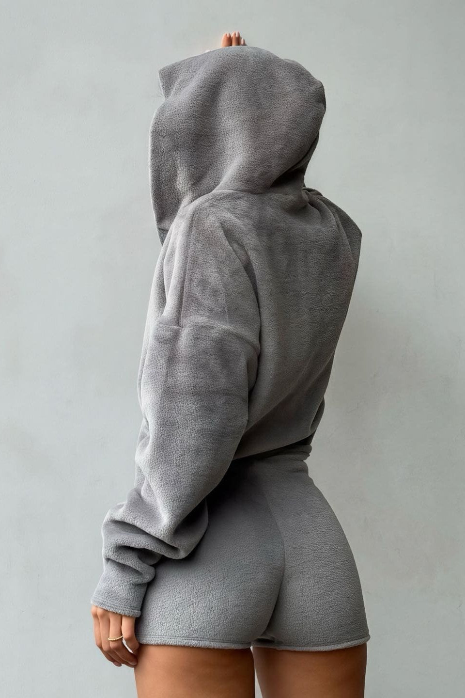 Conjunto de tres piezas: chaleco de punto sólido y suave