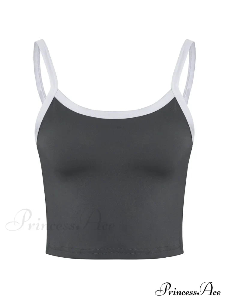 Top corto alla moda a coste con bordi a contrasto