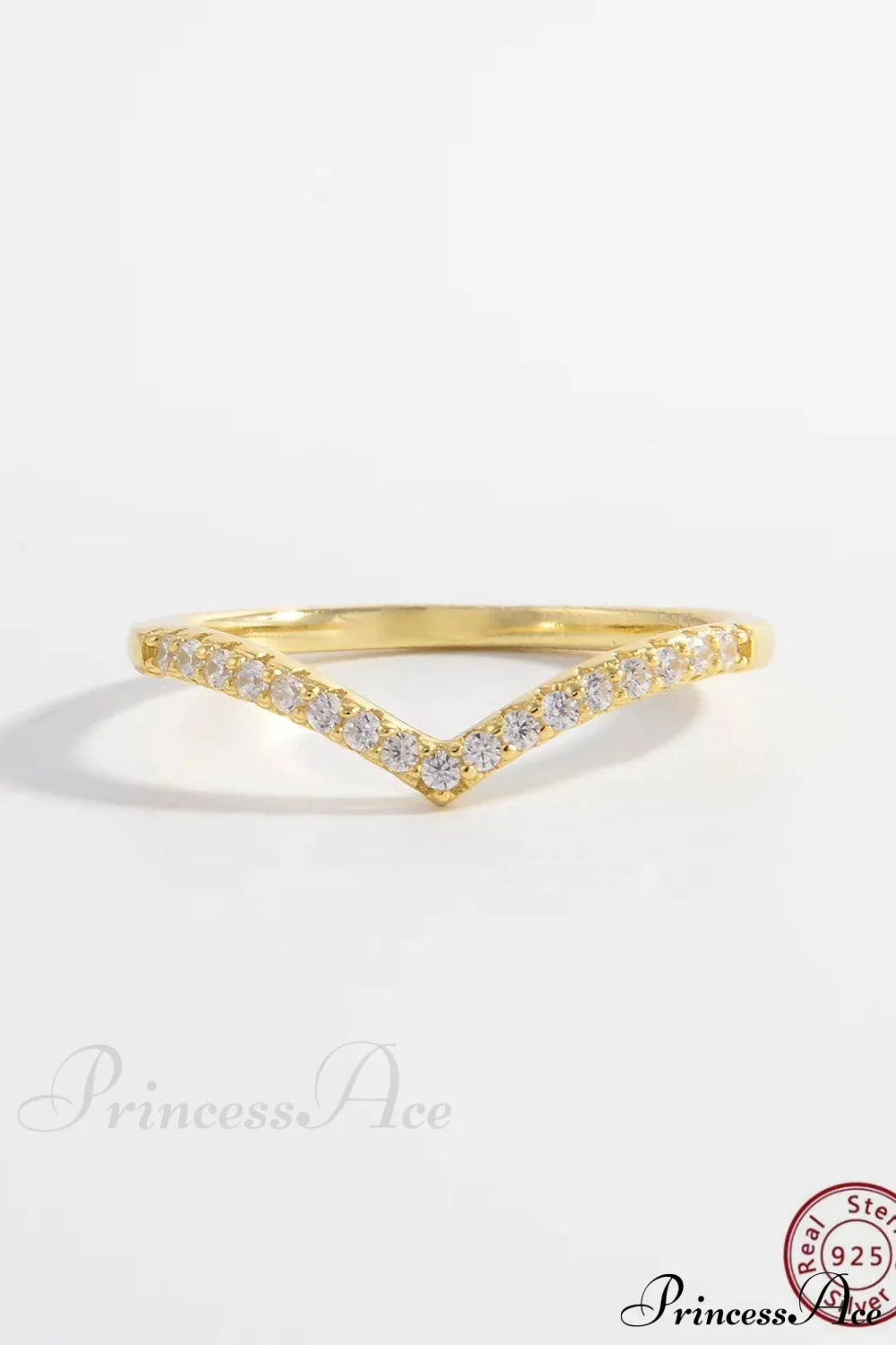 Anillo de plata decorado con circonia cúbica