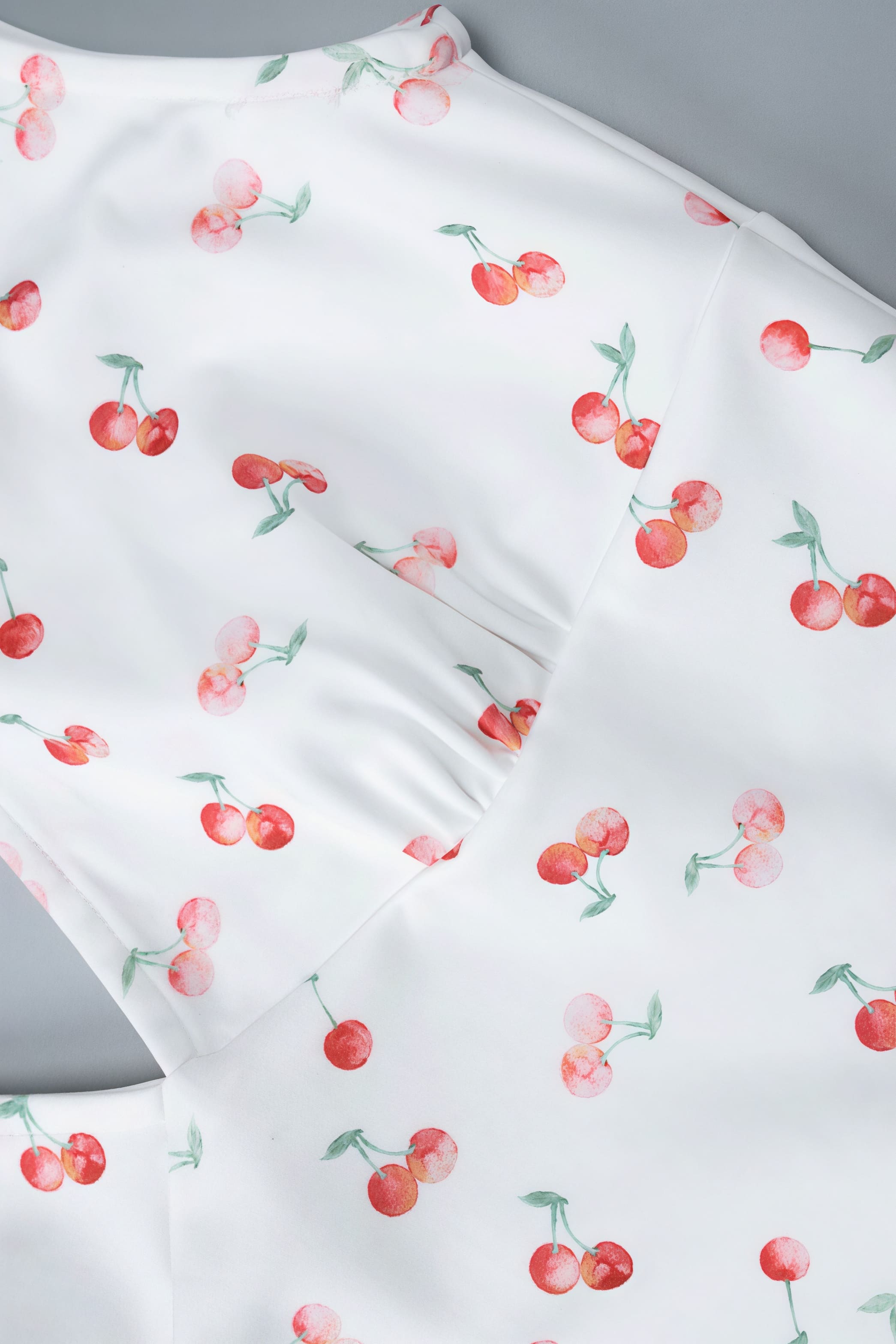 Romantisches ländliches Blumenmuster Minikleid mit V-Ausschnitt