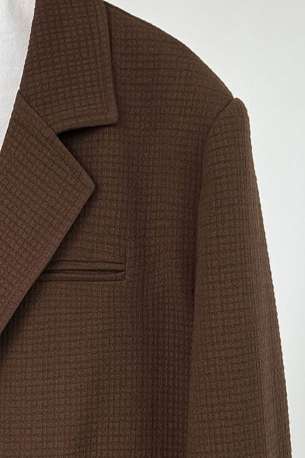 Blejzr s vaflovou strukturou, volného střihu