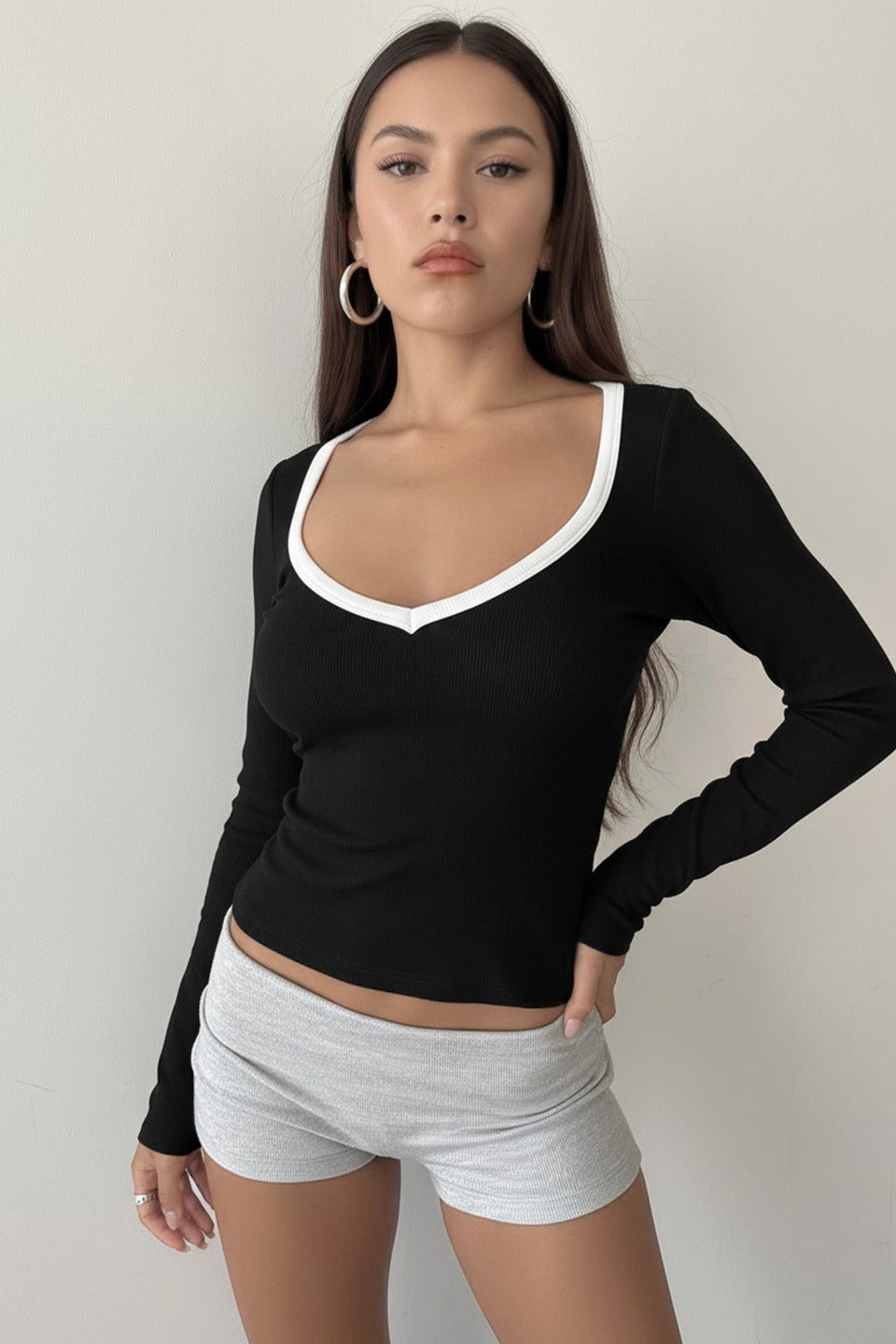 Slim Fit V-Neck Knit Top