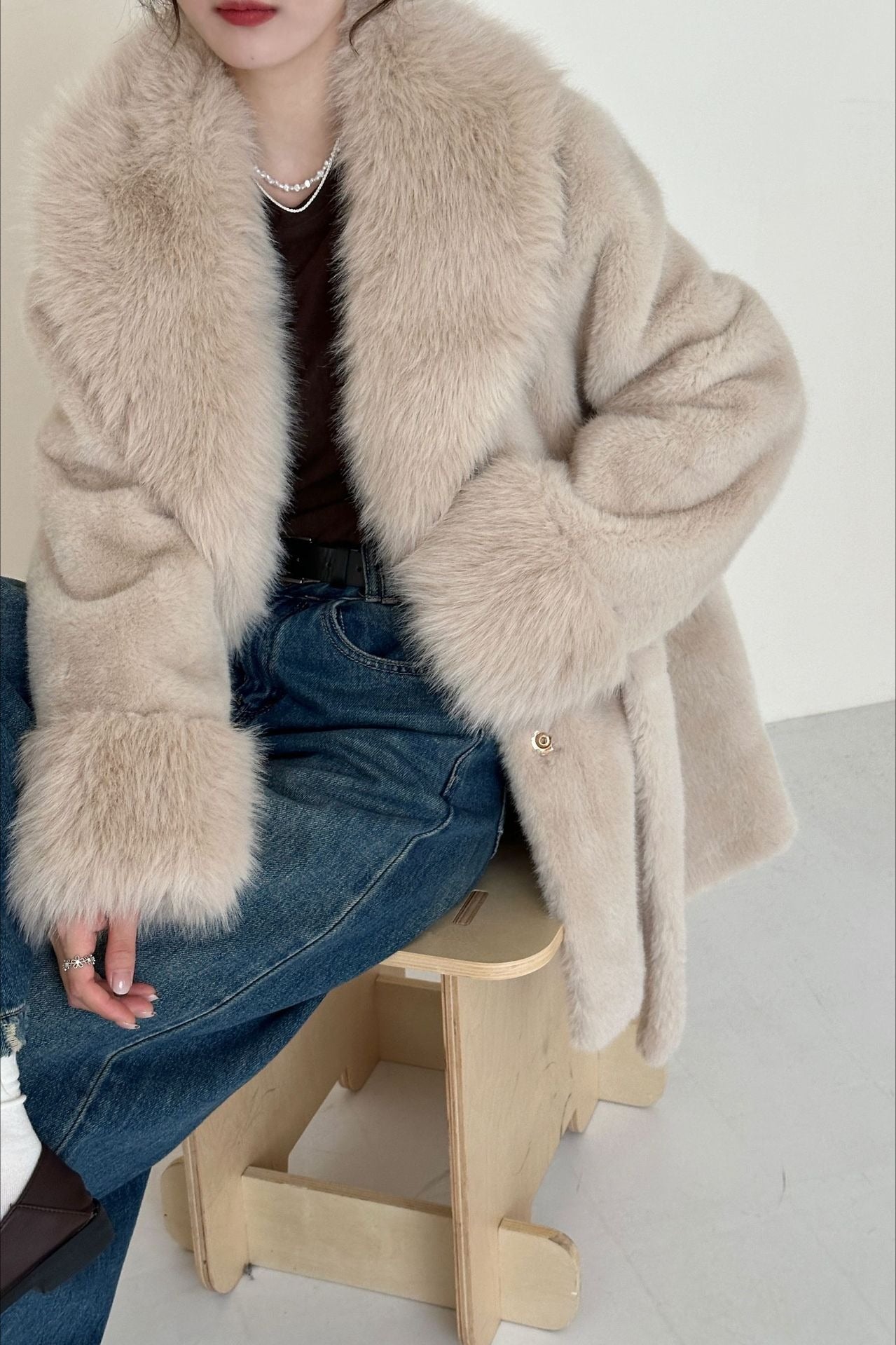 Kunstpelz Wildleder Mantel mittellang mit Kerbkragen und Taillengürtel