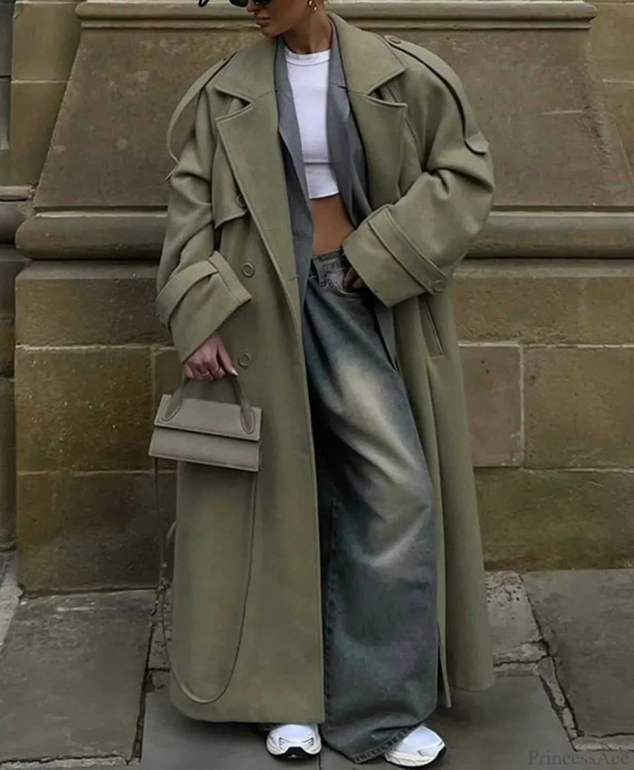 Sobretudo de Lã com Abotoamento Duplo e Cinto