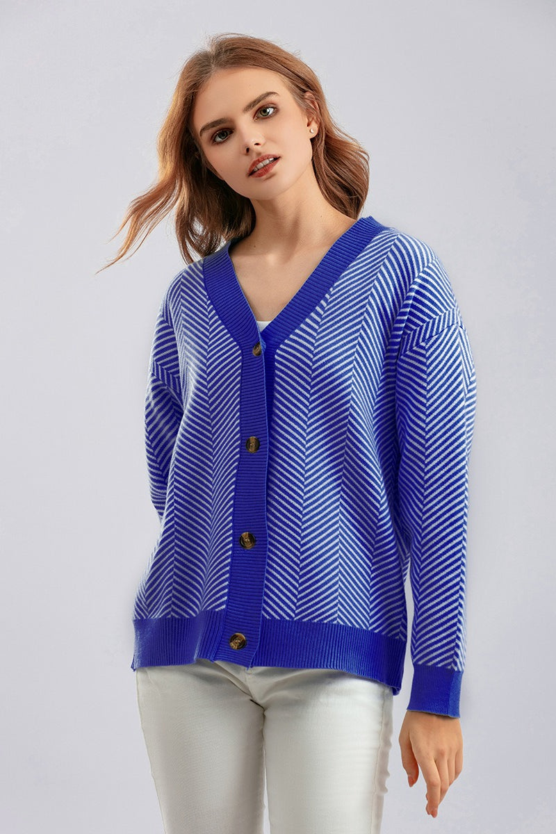 Langärmliger weiter Strickjackenpullover