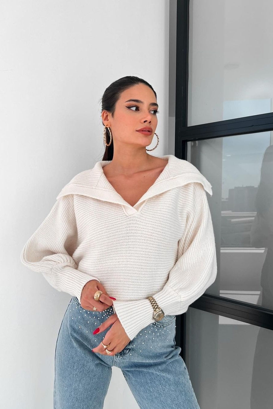 Pullover mit Laternenärmeln und offenem Kragen aus Strick