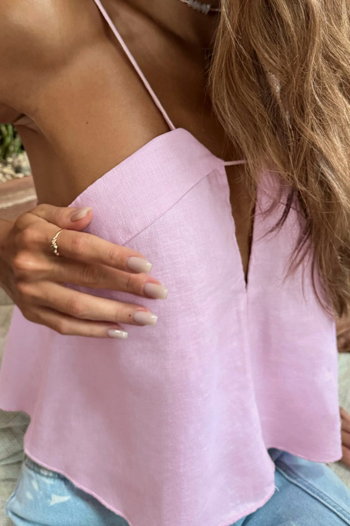 Pevný ležérní krátký top s trojúhelníkovým výstřihem, módní tílko