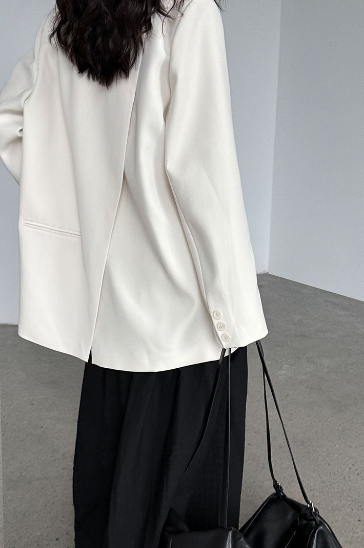 Blazer holgado con abertura trasera