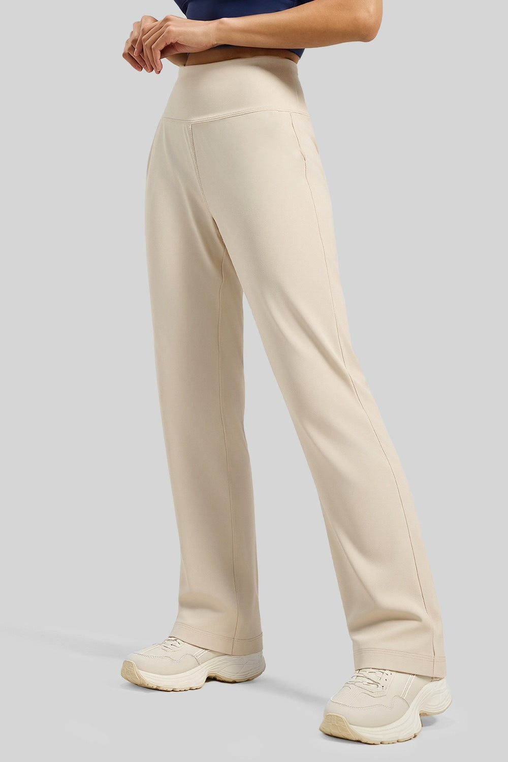 Leggings da yoga a vita alta con gamba svasata