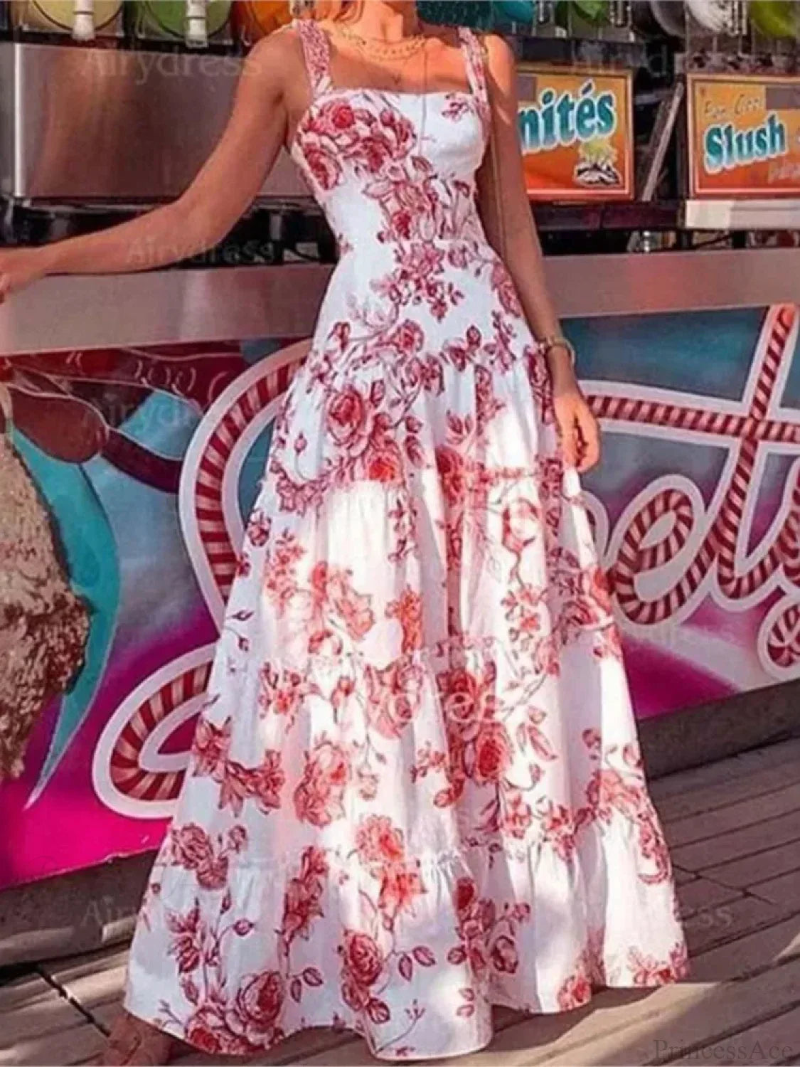 Vestido Longo Floral de Alças Finas com Cintura Alta