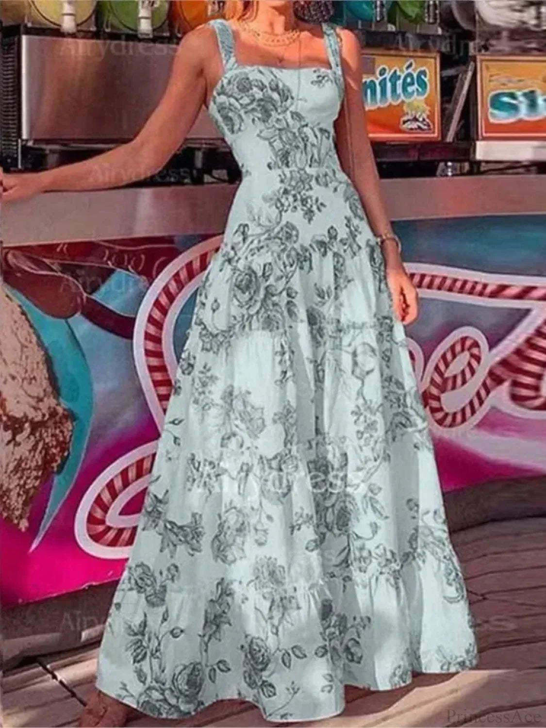 Vestido Longo Floral de Alças Finas com Cintura Alta