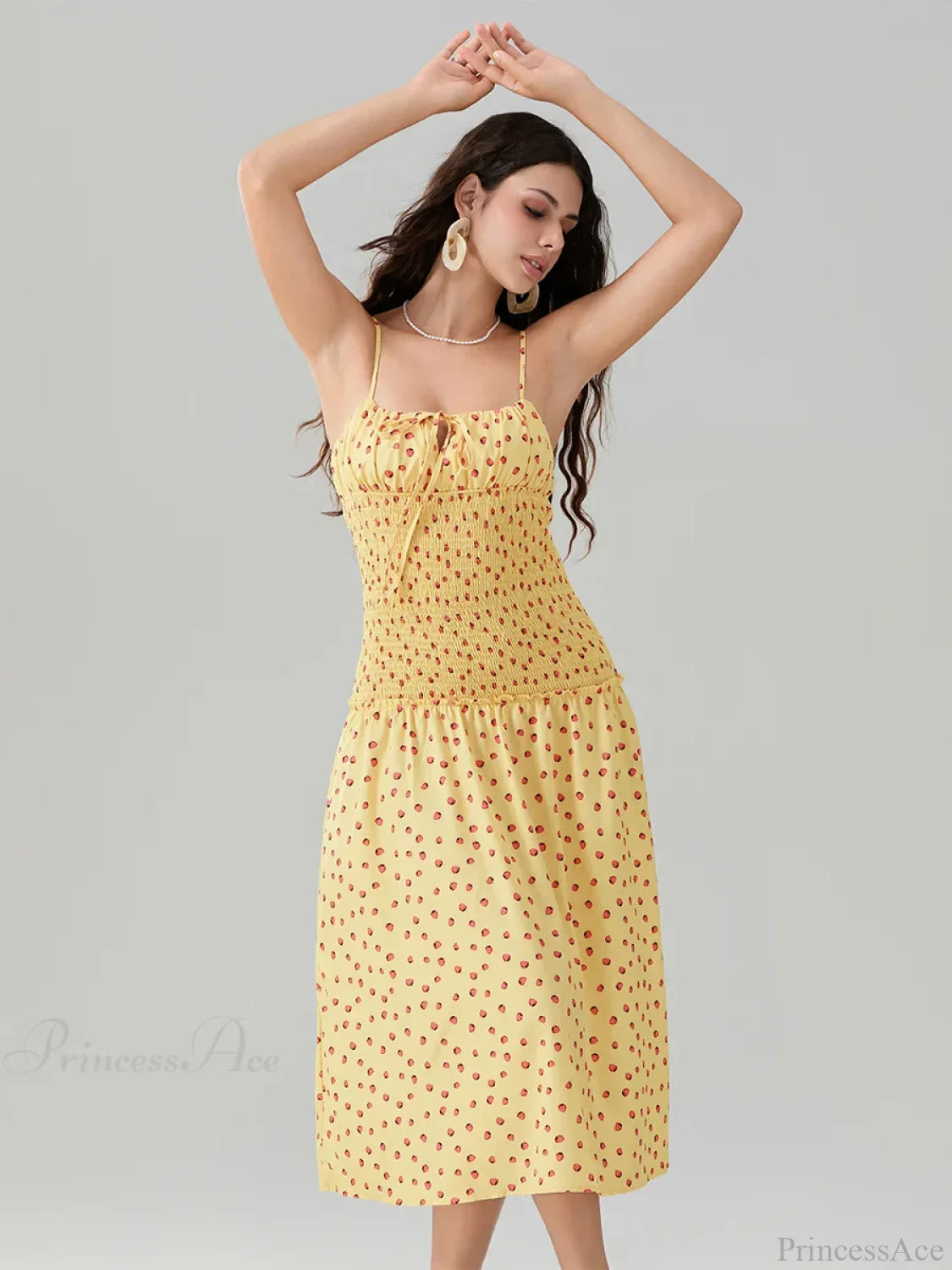 Vestido Floral de Morango com Costas Nuas e Amarração Frontal